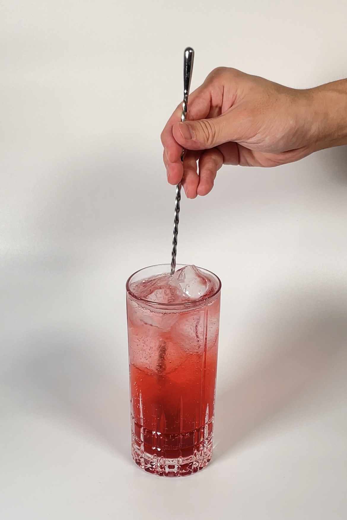 凶暴なブドウ、リンゴ、グレナデンのクーラー モクテル レシピ